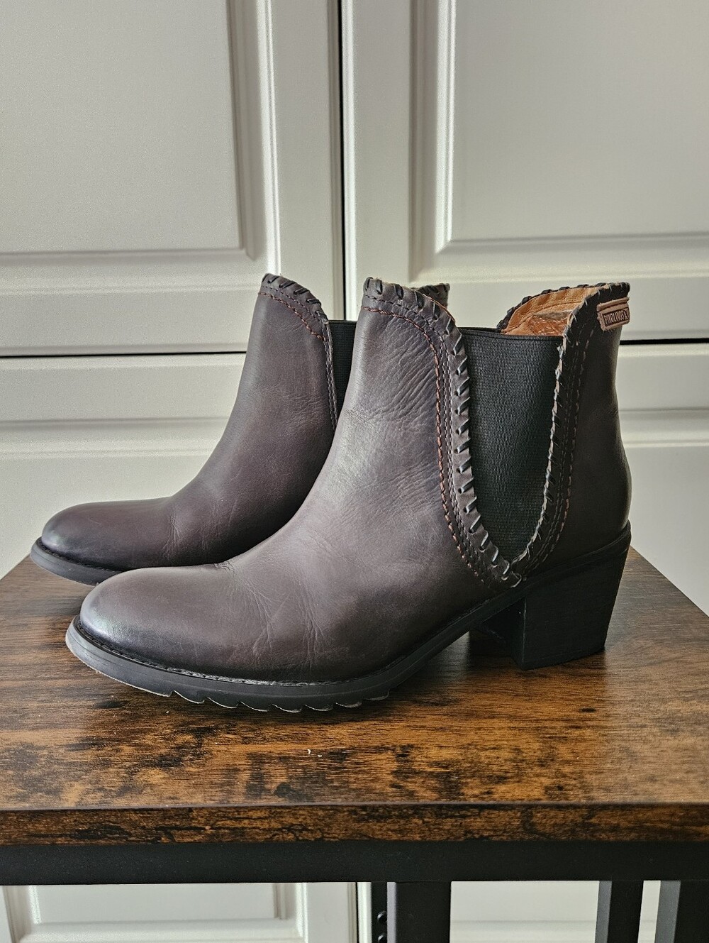 Pikolinos Andorra Gray Leather Chelsea Ankle Boots Booties Western Chunky Heel